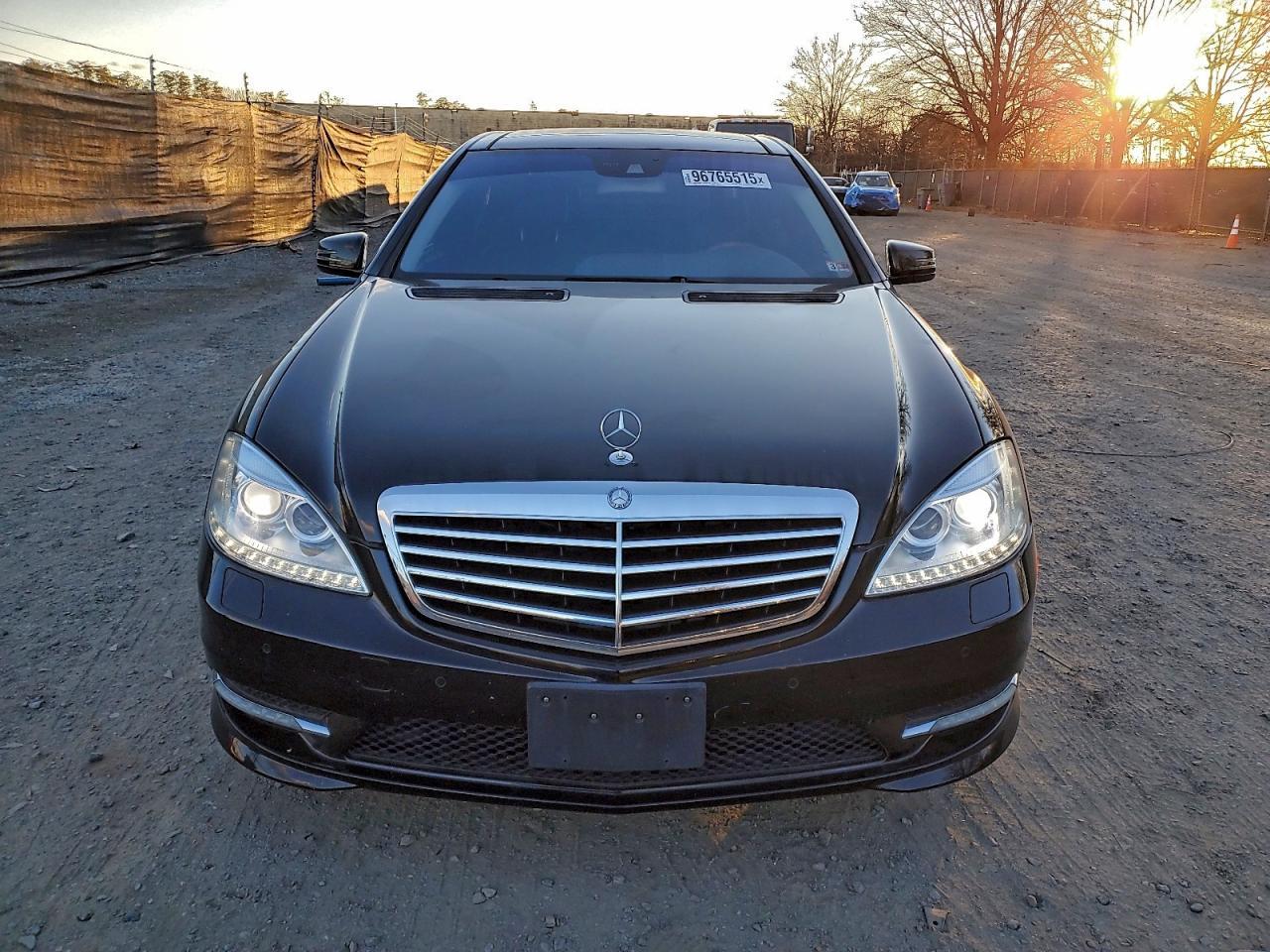 2011 Mercedes-Benz S 550 - Фото 5