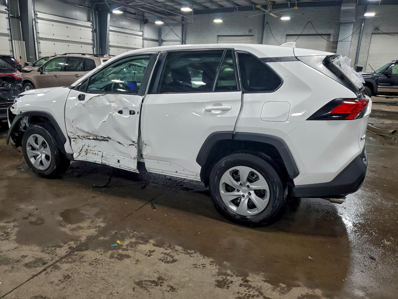 2024 Toyota Rav4 Le - Image 2