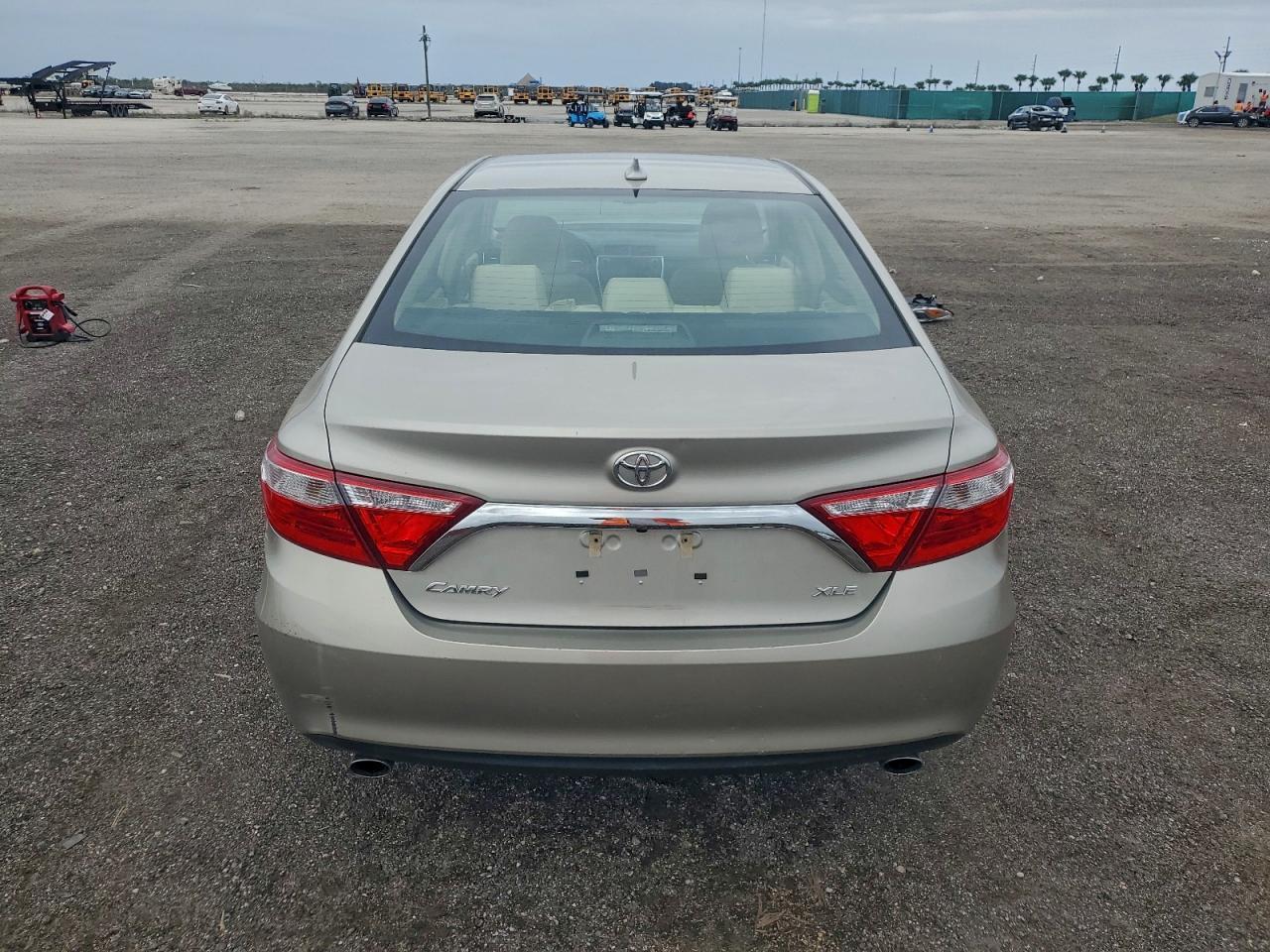 2017 Toyota Camry Xse - Image 6