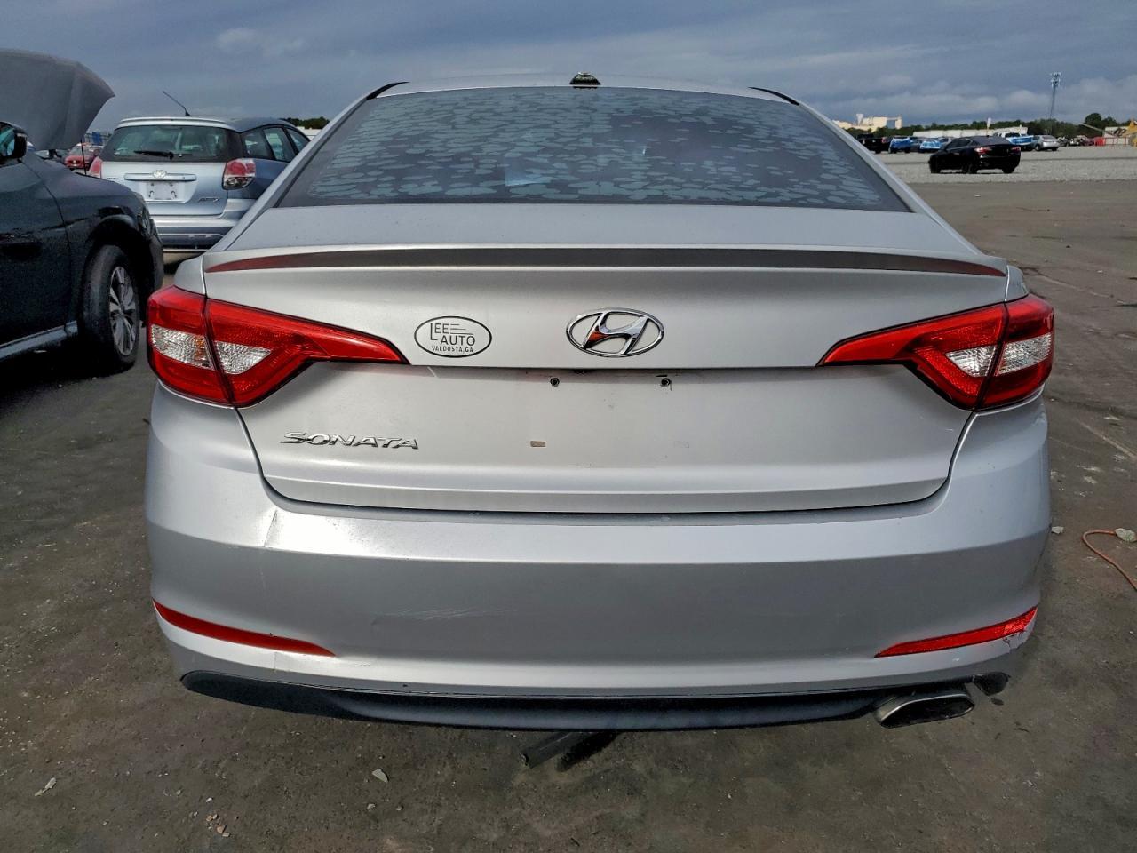 2016 Hyundai Sonata Se - Image 6