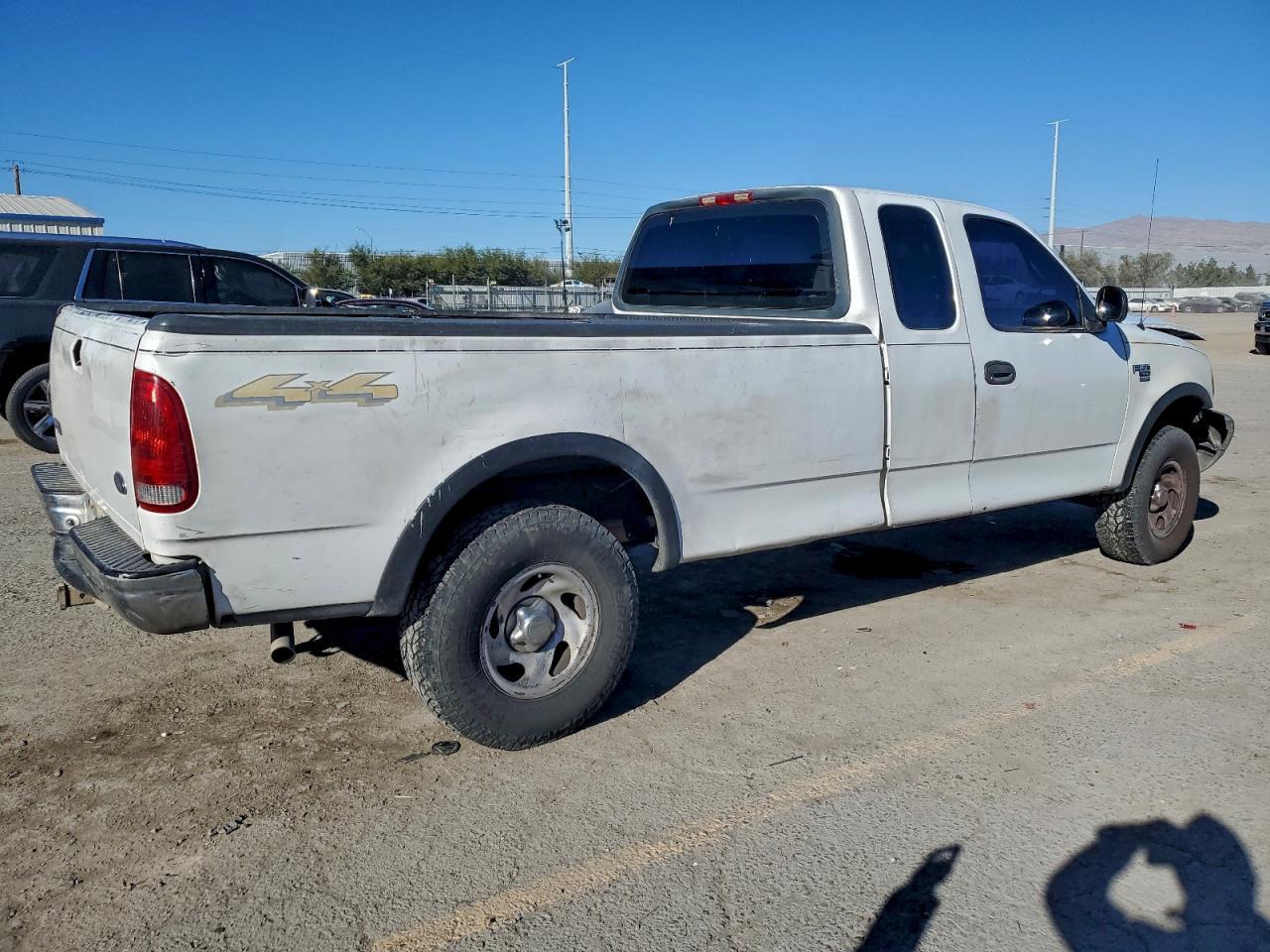2000 Ford F150 - Фото 3
