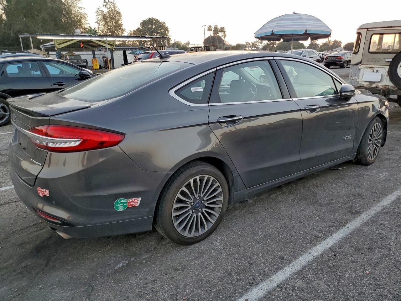 2017 Ford Fusion Titanium Phev - Фото 3