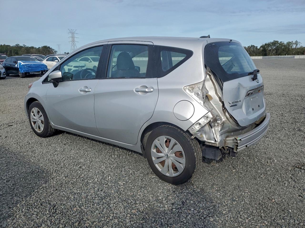 2017 Nissan Versa Note S - Фото 2