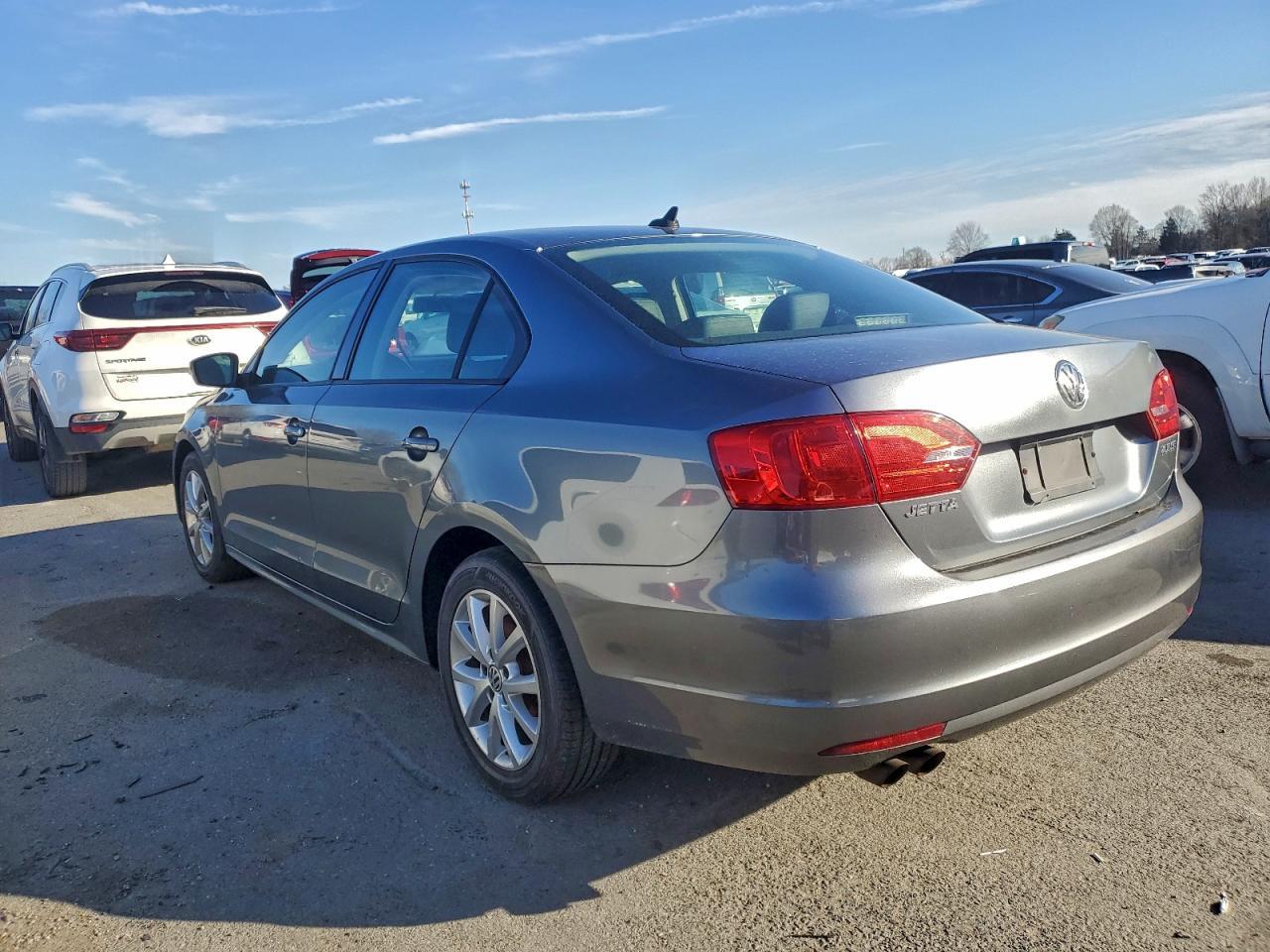 2011 Volkswagen Jetta Se - Фото 2