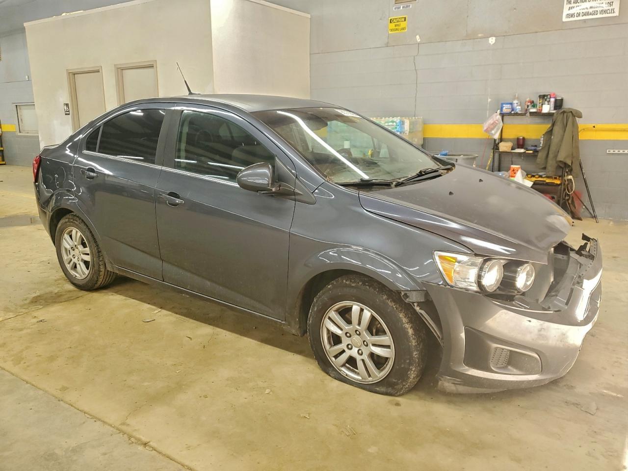 2012 Chevrolet Sonic Lt - Image 4