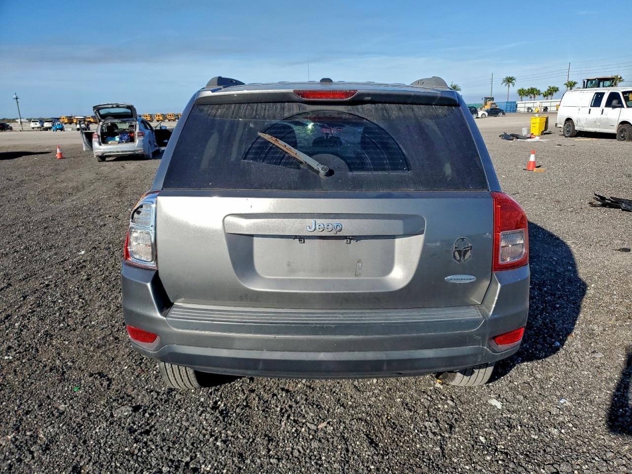 2012 Jeep Compass Latitude - Фото 6