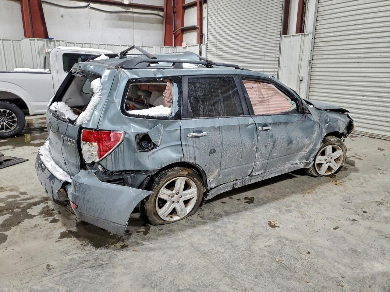 2010 Subaru Forester 2.5X Premium - Image 3