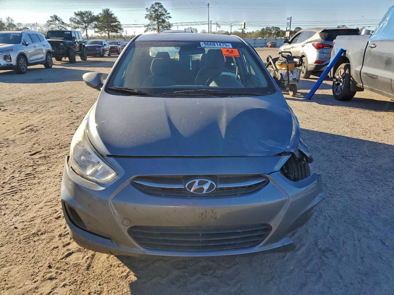 2016 Hyundai Accent Se - Фото 5