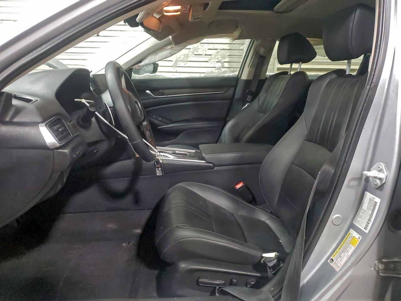2022 Honda Accord Touring Hybrid - Фото 7