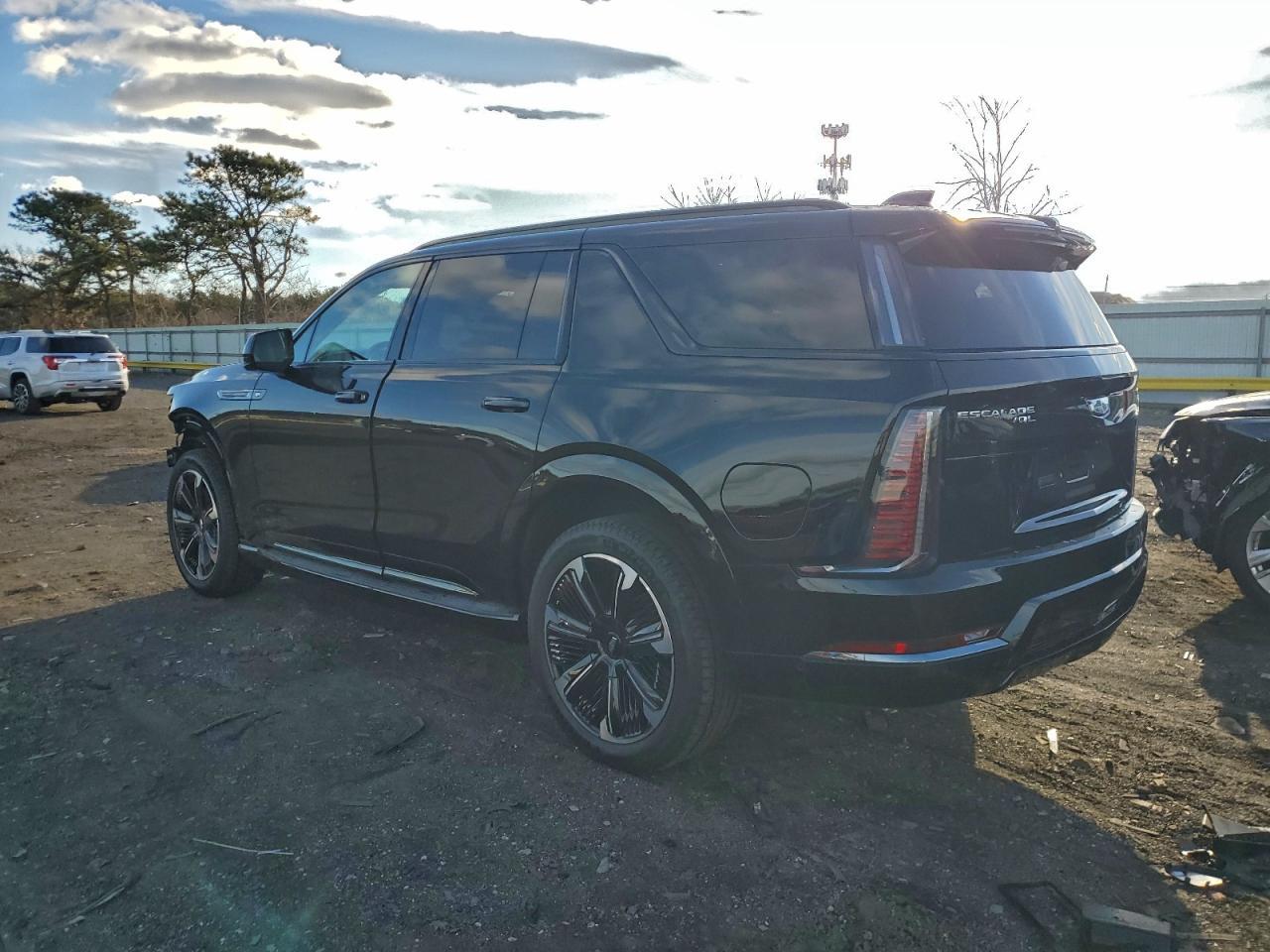 2026 Cadillac Escalade Iq L Sport-1 - Image 2