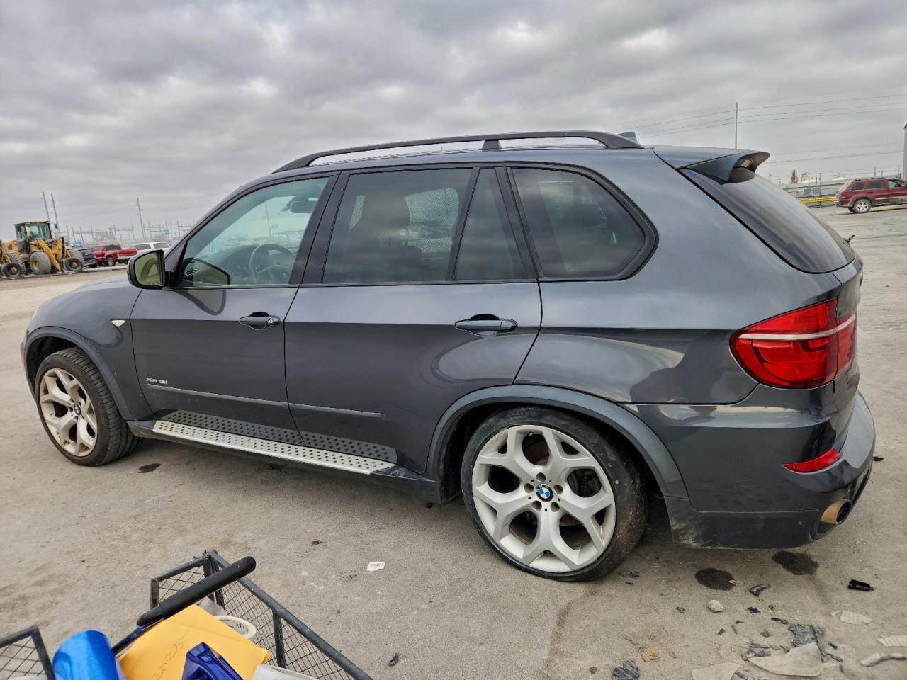 2013 BMW X5 xDrive35I - Фото 2