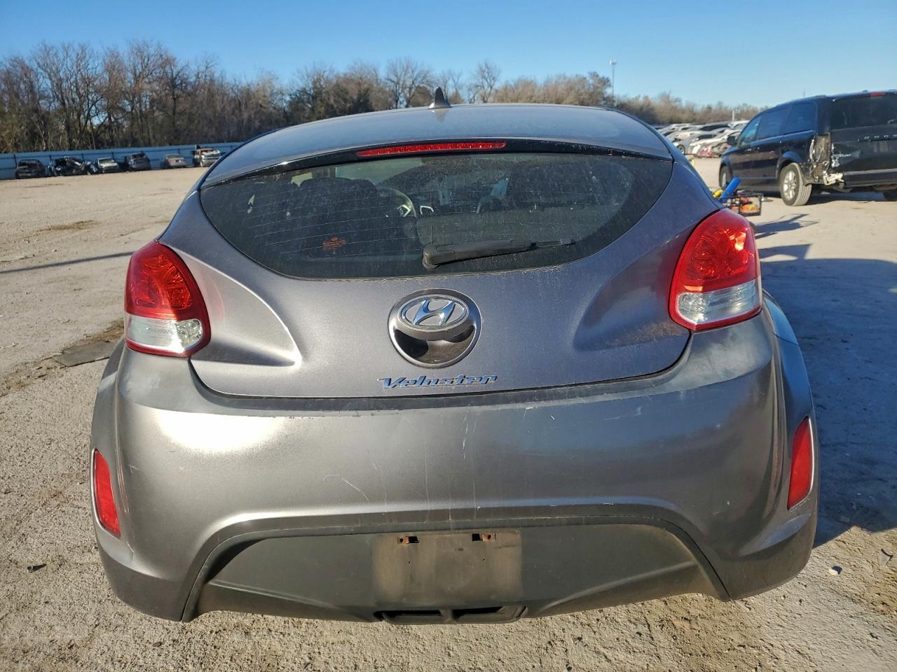 2013 Hyundai Veloster - Фото 6