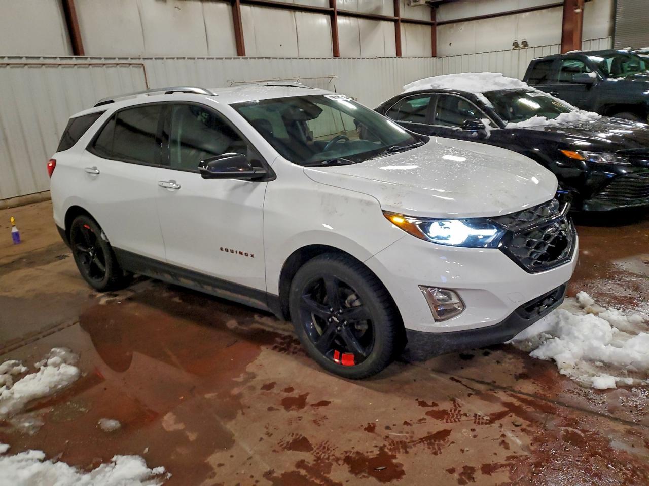 2020 Chevrolet Equinox Premier - Image 4
