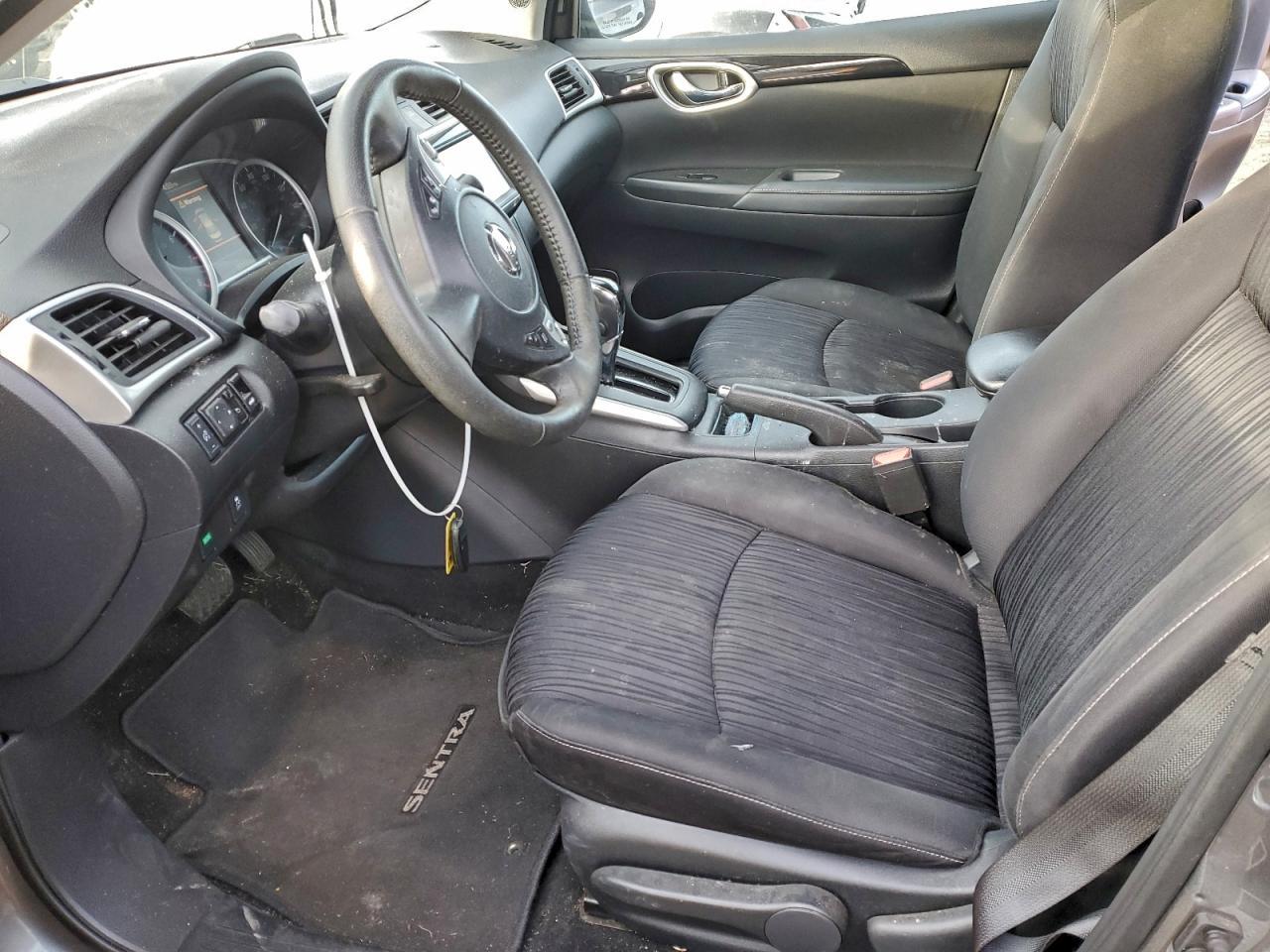 2019 Nissan Sentra S - Фото 7
