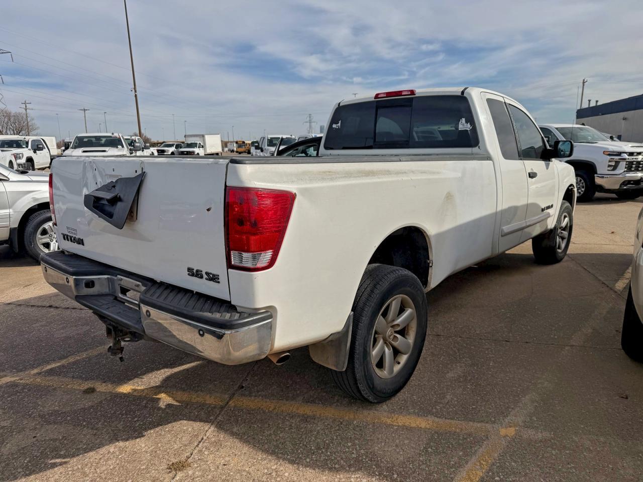 2008 Nissan Titan Xe - Image 4