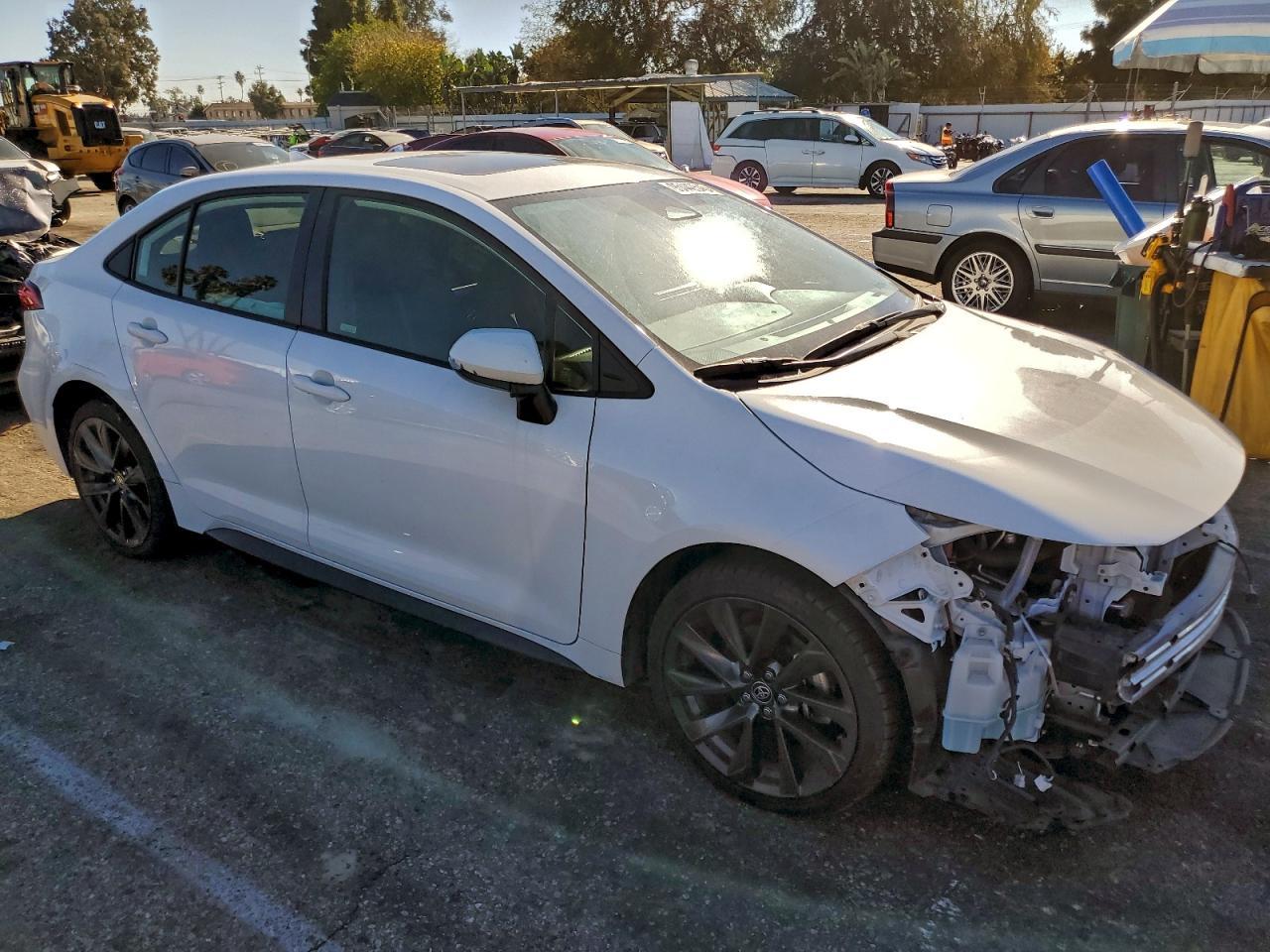 2024 Toyota Corolla Le - Фото 4