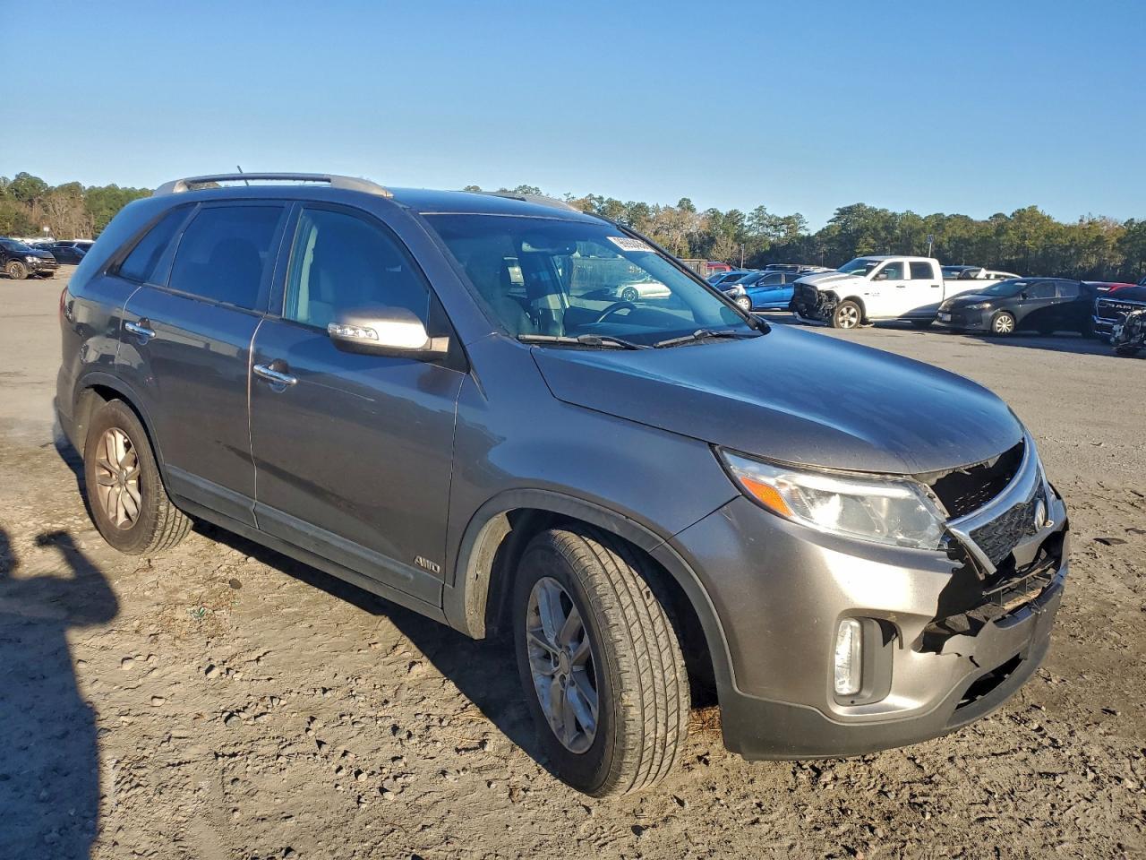 2014 Kia Sorento Lx - Image 4