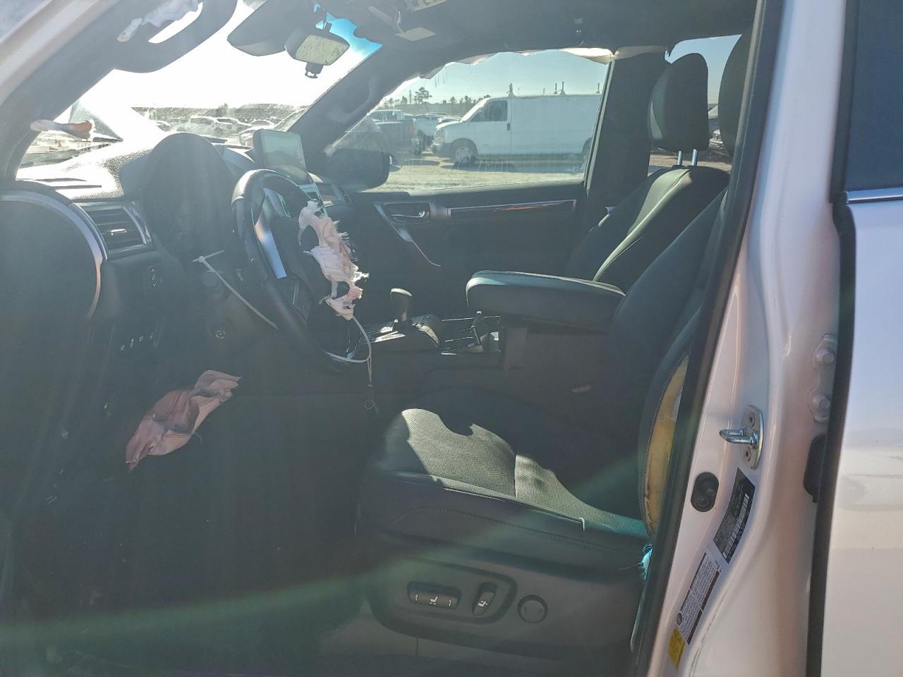 2023 Lexus Gx 460 - Image 7