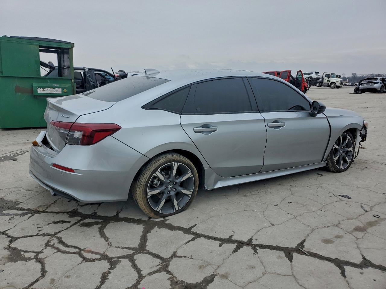 2025 Honda Civic Sport - Фото 3