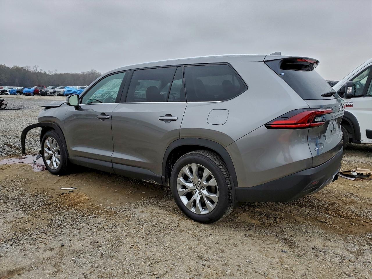 2025 Toyota Grand Highlander Le - Фото 2