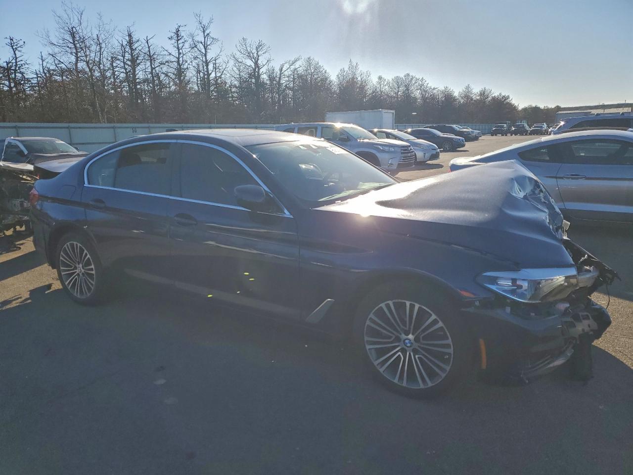 2020 BMW 540 Xi - Image 4