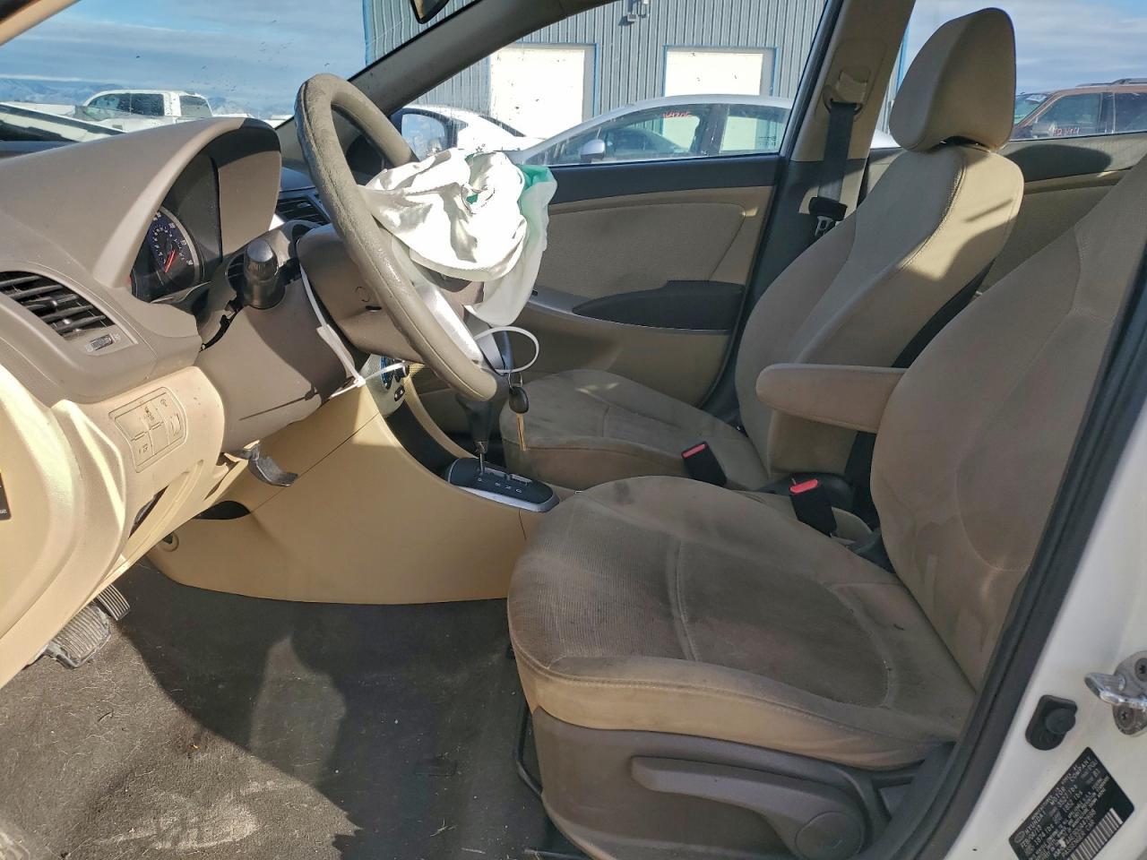 2013 Hyundai Accent Gls - Фото 7