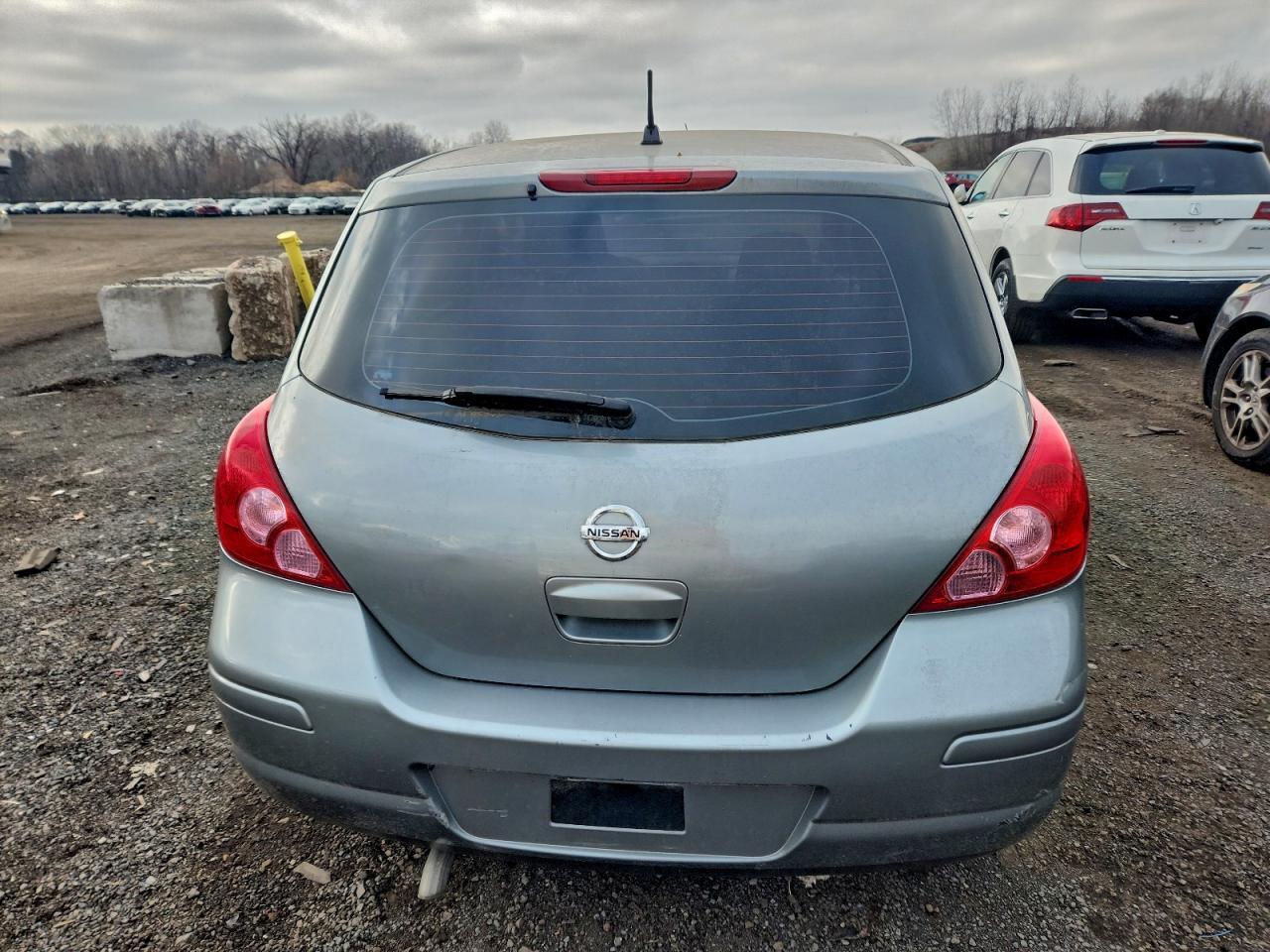 2008 Nissan Versa S - Фото 6