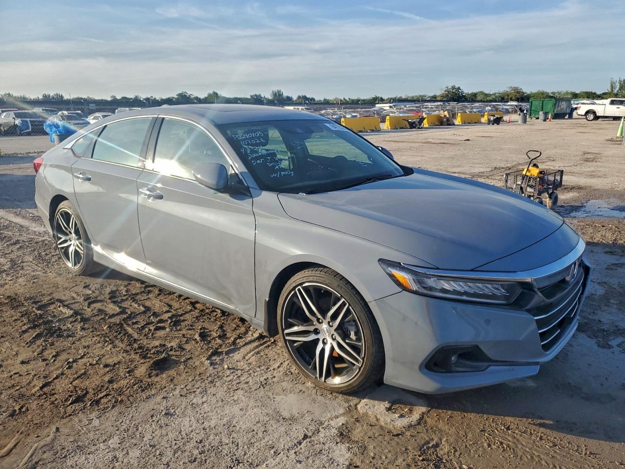 2022 Honda Accord Touring - Фото 4
