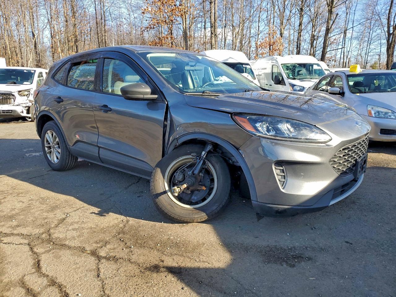 2022 Ford Escape S - Фото 4