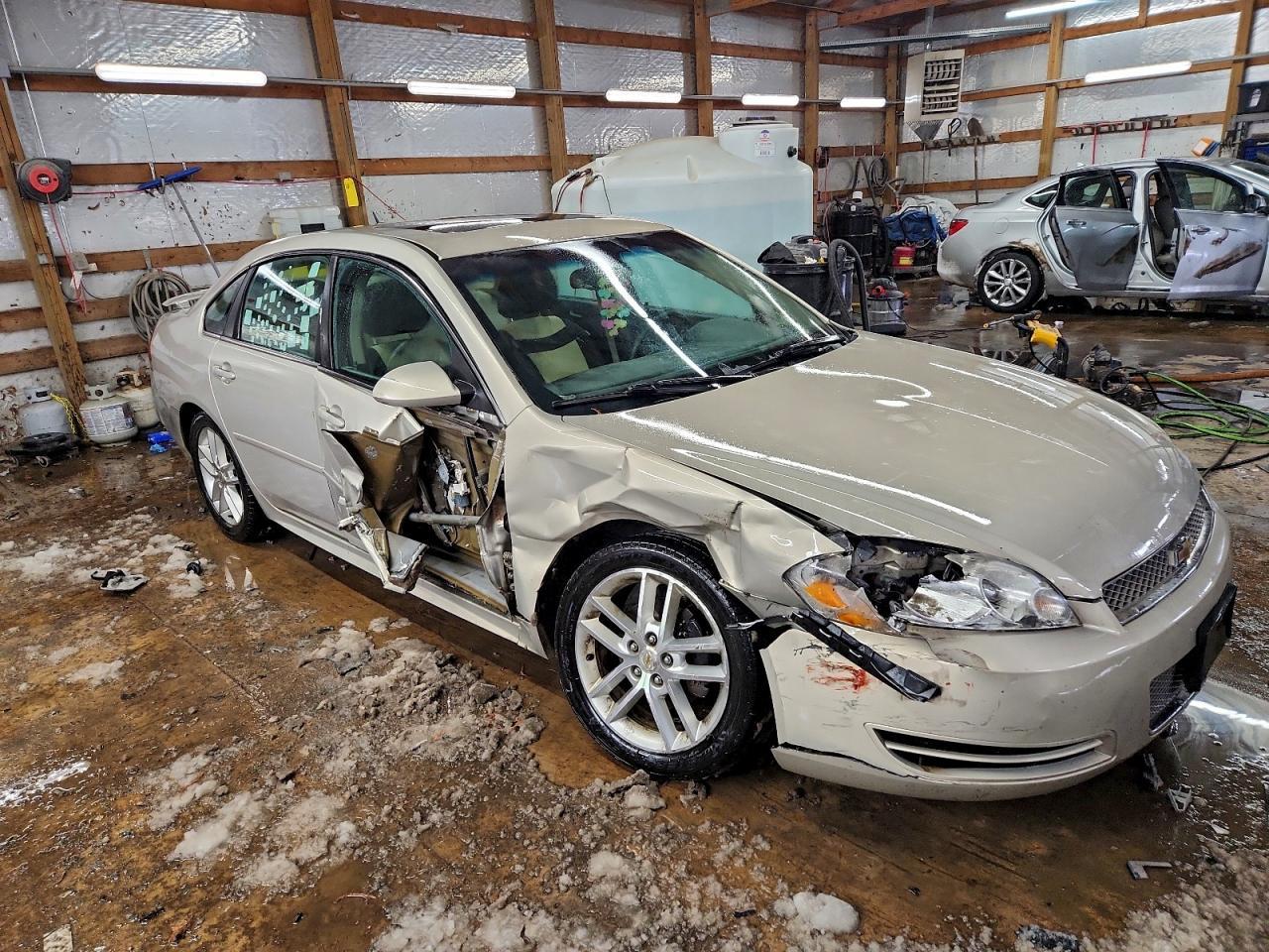 2012 Chevrolet Impala Lt - Image 4