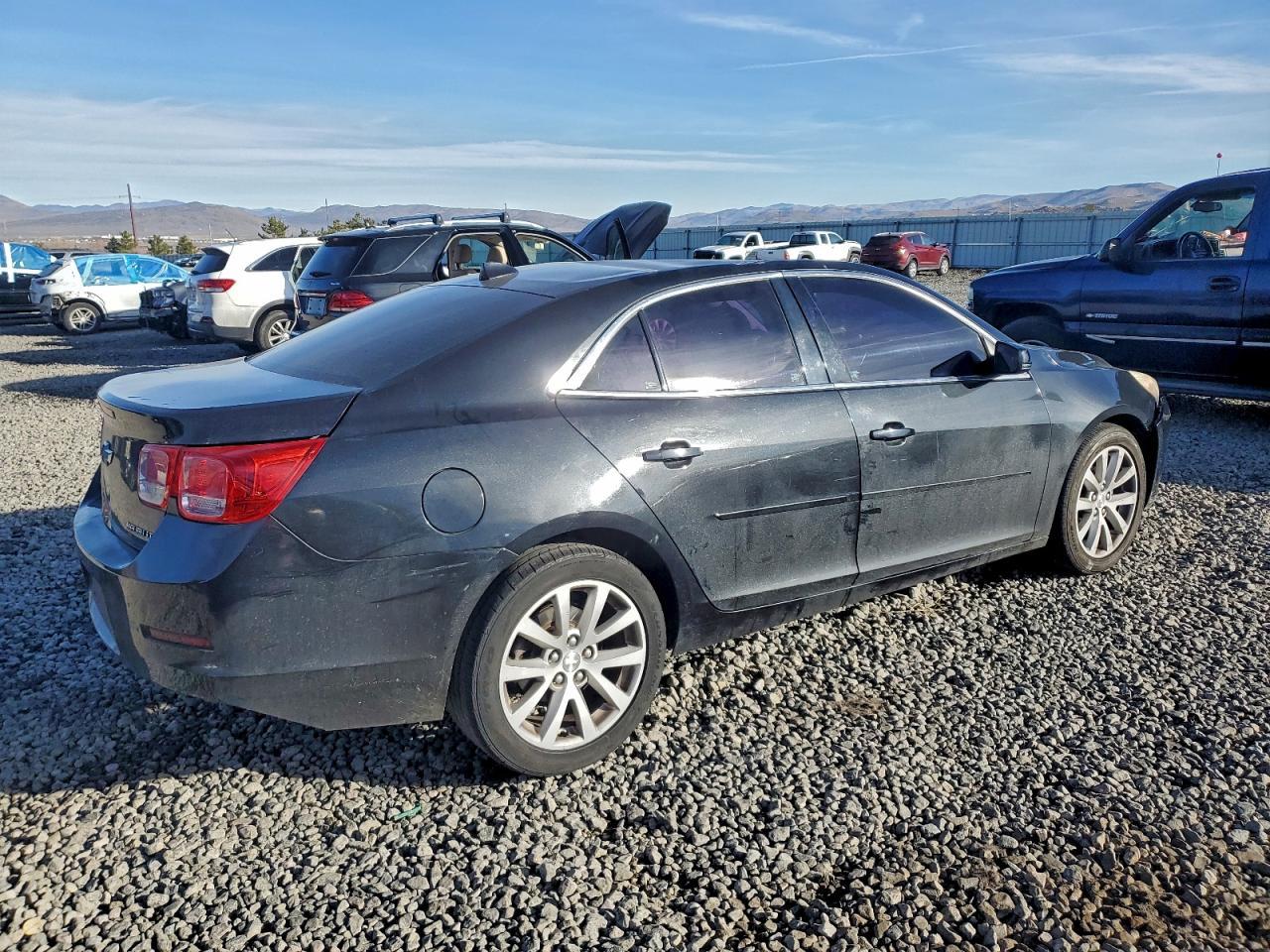 2014 Chevrolet Malibu 2Lt - Image 3