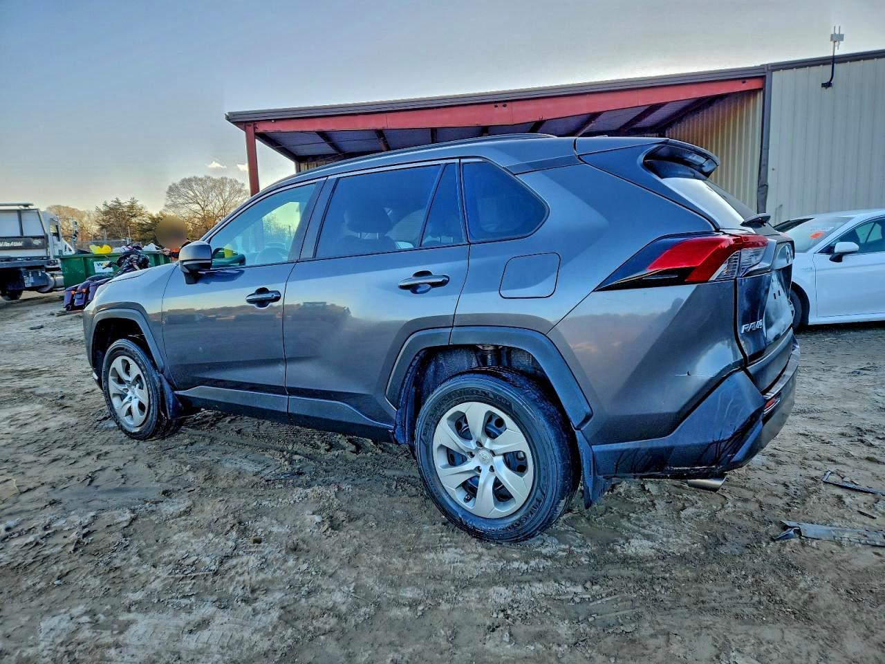 2021 Toyota Rav4 - Image 2