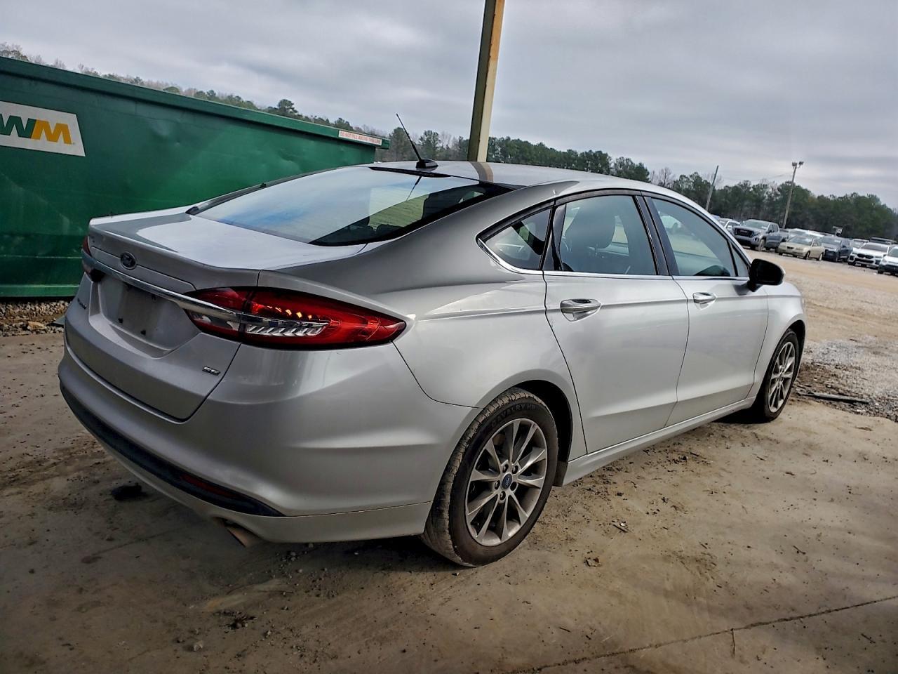 2017 Ford Fusion Se - Фото 3