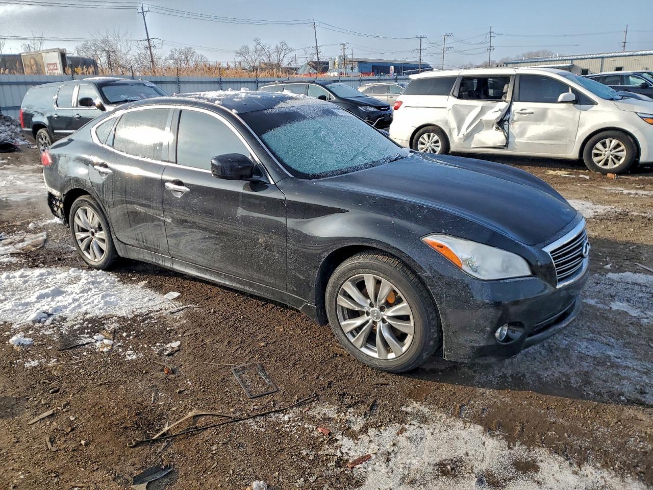 2013 Infiniti M37 X - Фото 4
