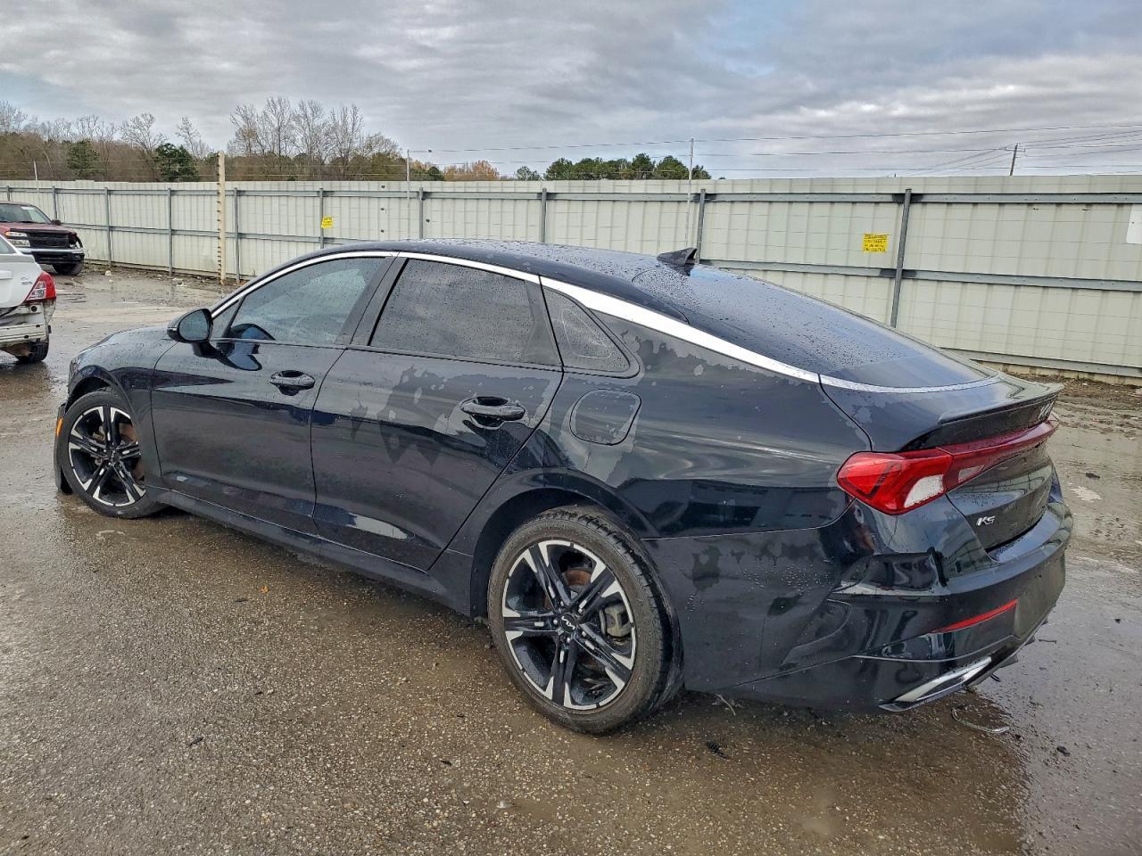 2022 Kia K5 Gt Line - Фото 2
