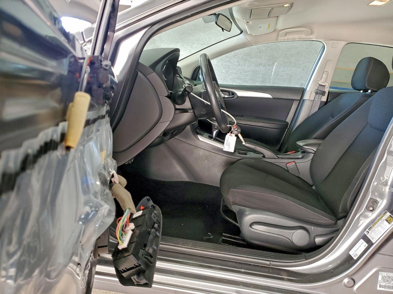 2019 Nissan Sentra S - Image 7