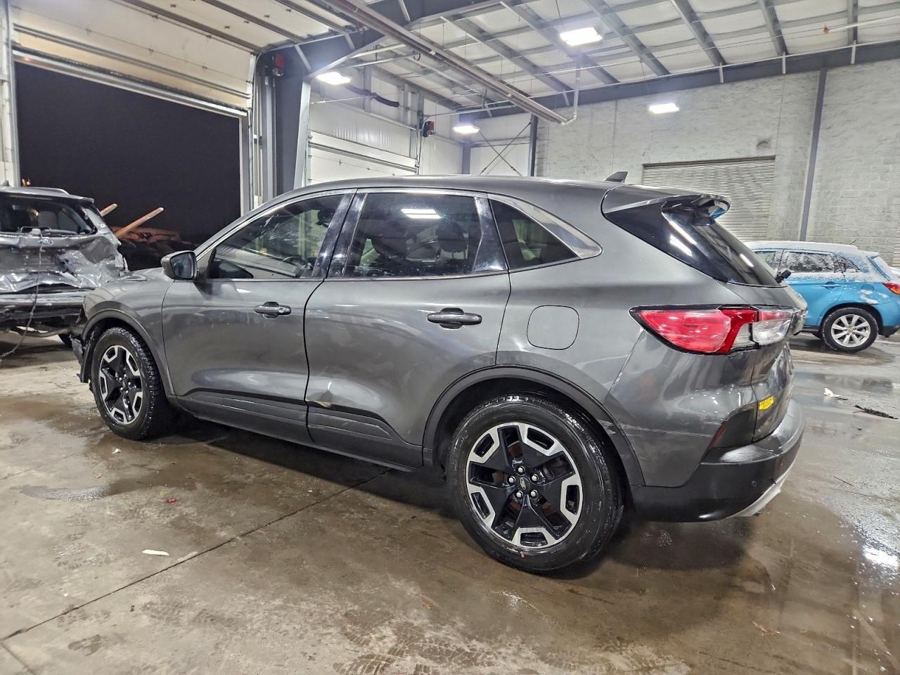 2020 Ford Escape Se - Image 2