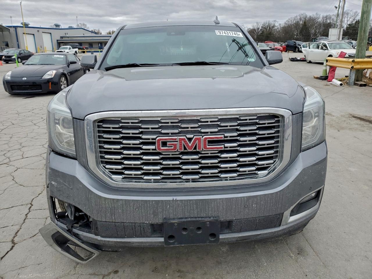2018 GMC Yukon Denali - Фото 5