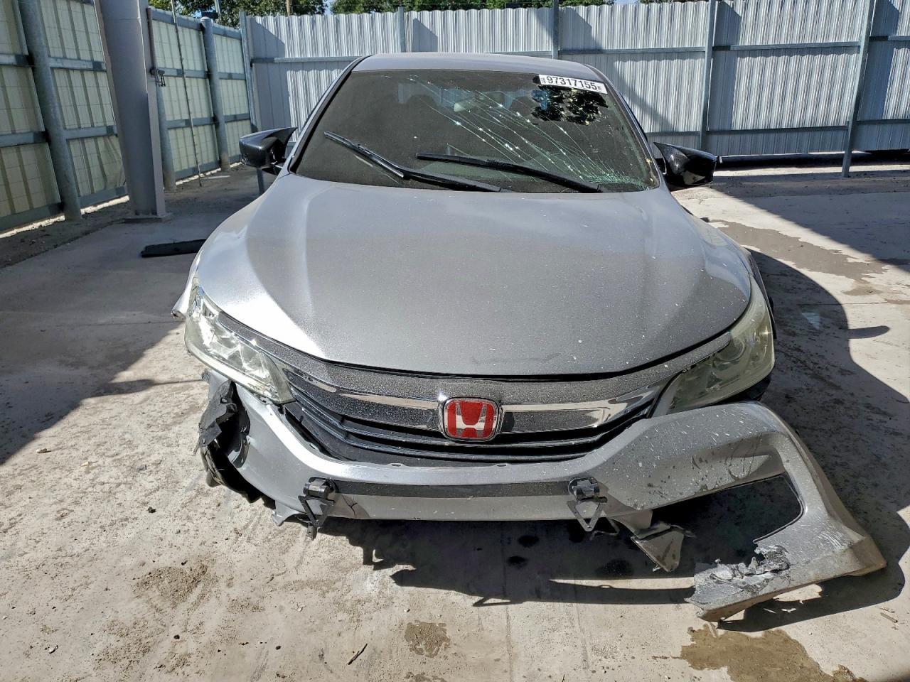 2016 Honda Accord Sport - Image 5