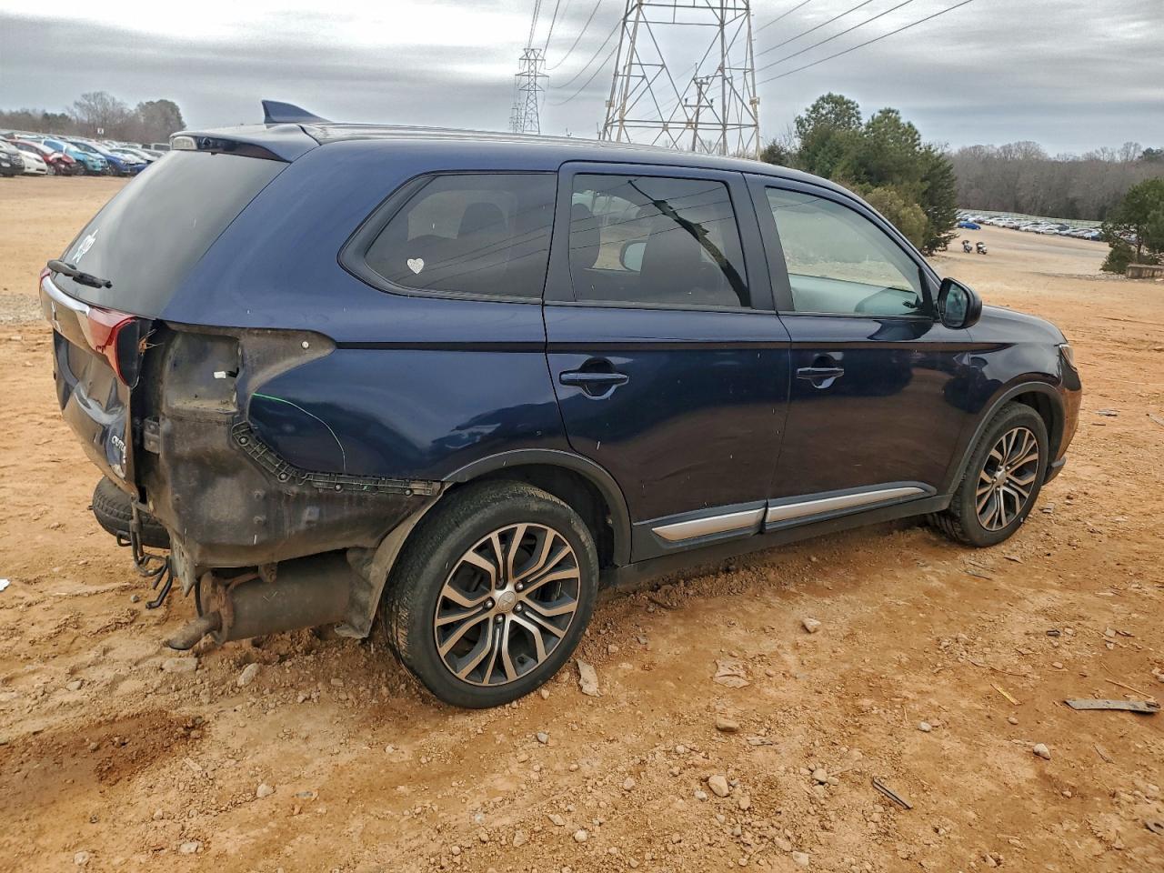 2018 Mitsubishi Outlander Es - Фото 3