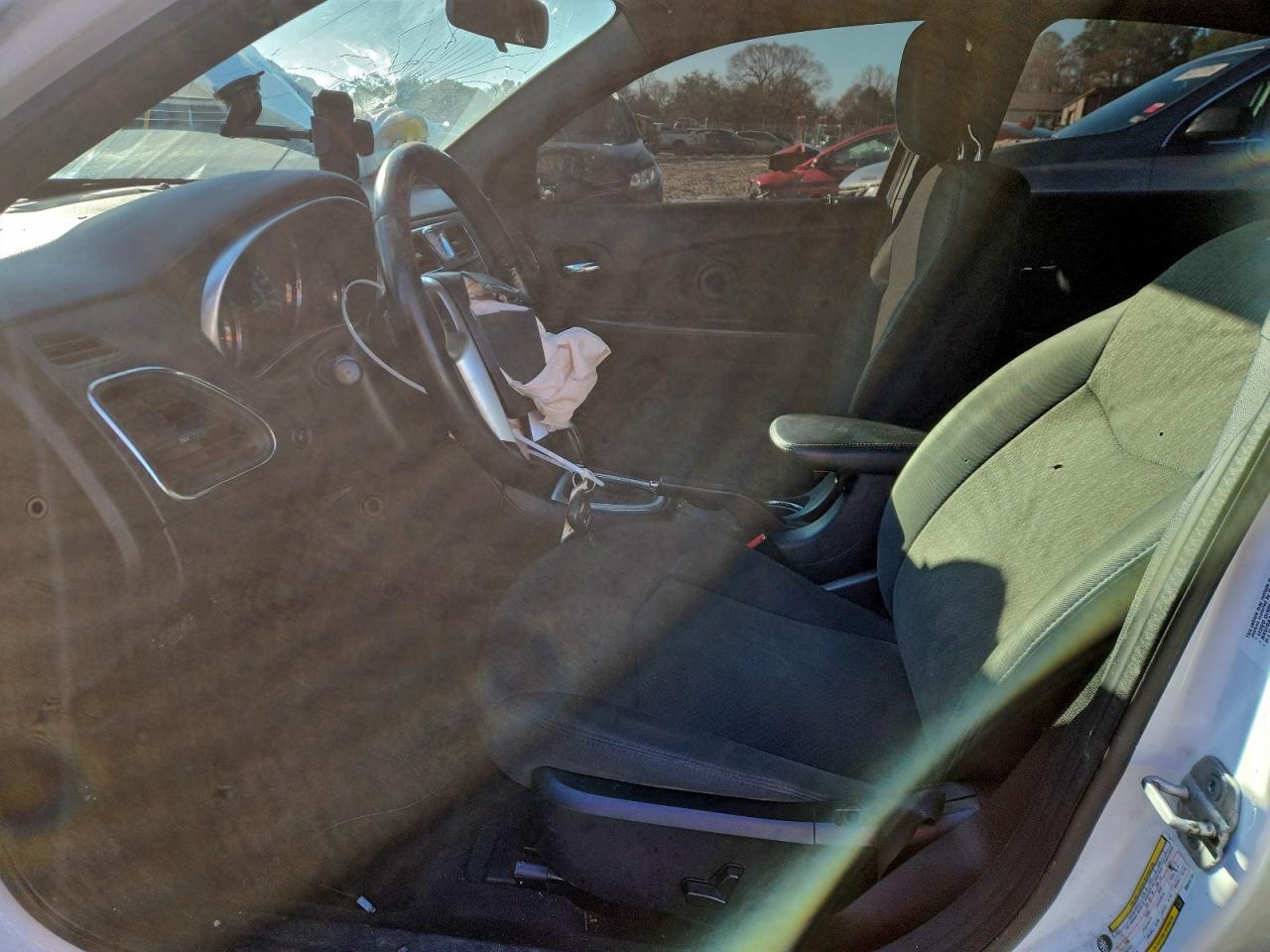 2011 Chrysler 200 Touring - Image 7