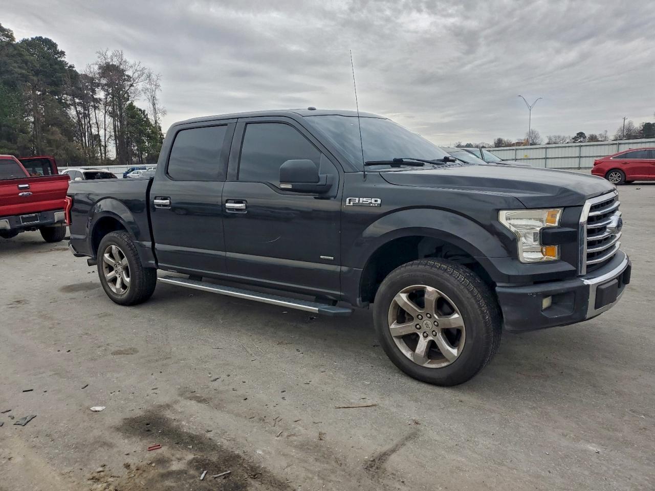 2015 Ford F150 Supercrew - Фото 4