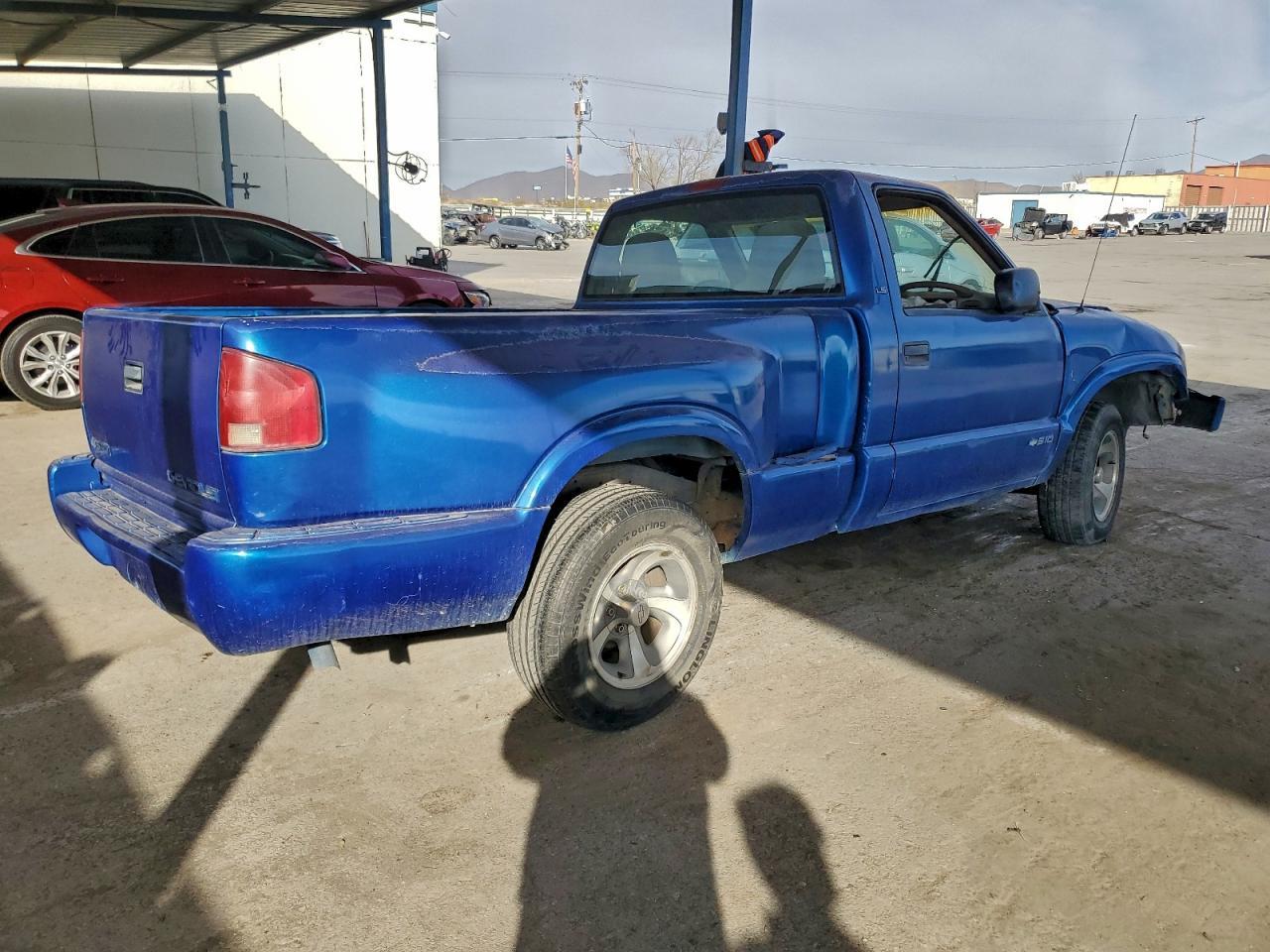 1999 Chevrolet S Truck S10 - Фото 3