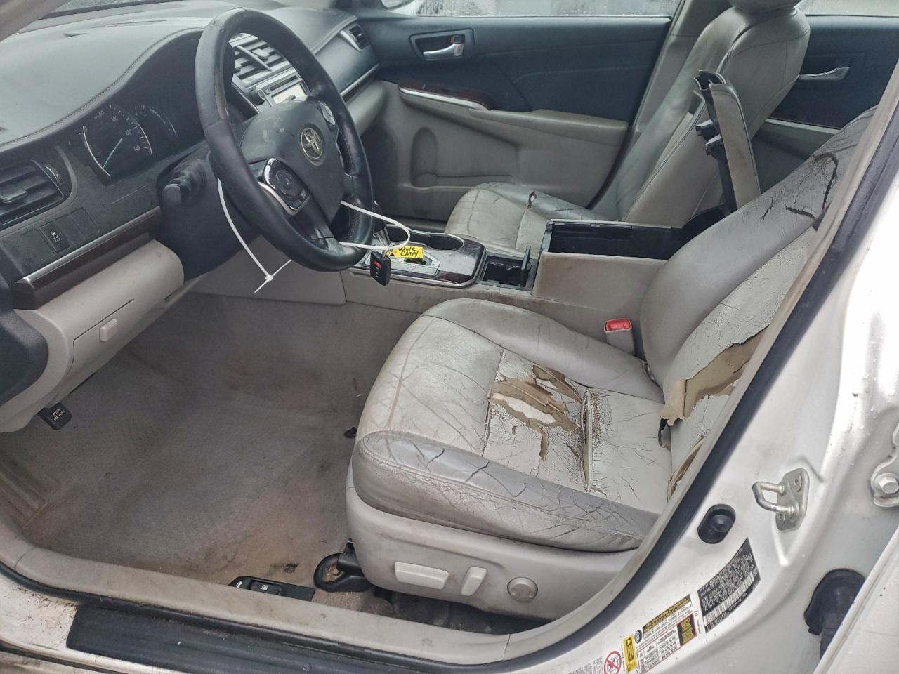 2014 Toyota Camry L - Фото 7