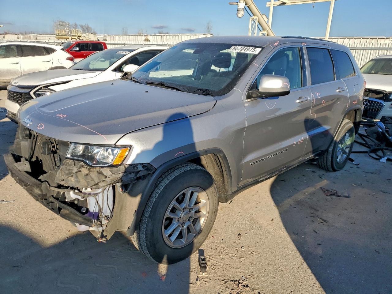 2019 Jeep Grand Cherokee Laredo