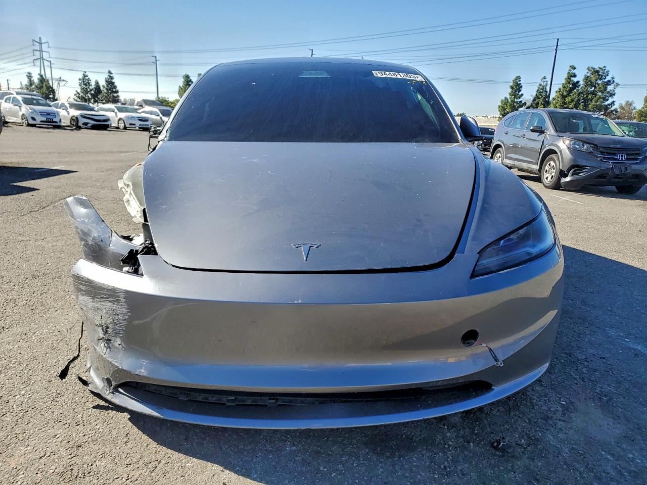 2025 Tesla Model 3 - Фото 5
