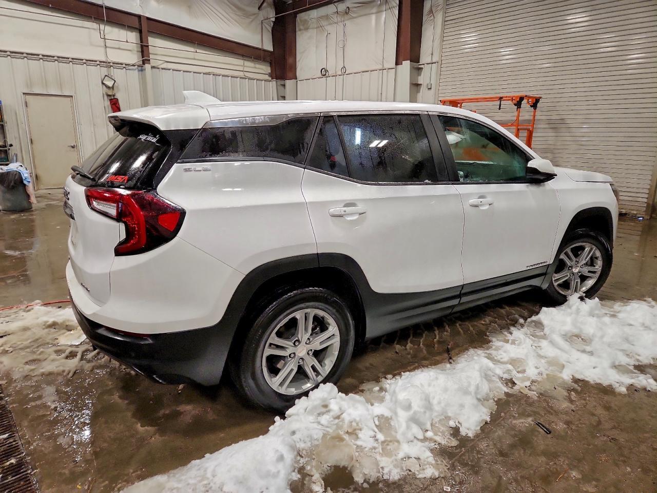 2022 GMC Terrain Sle - Фото 3