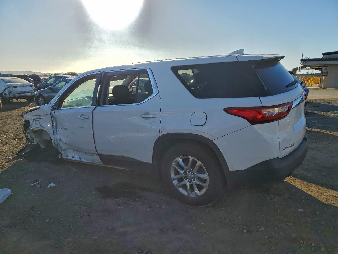 2021 Chevrolet Traverse Ls - Image 2