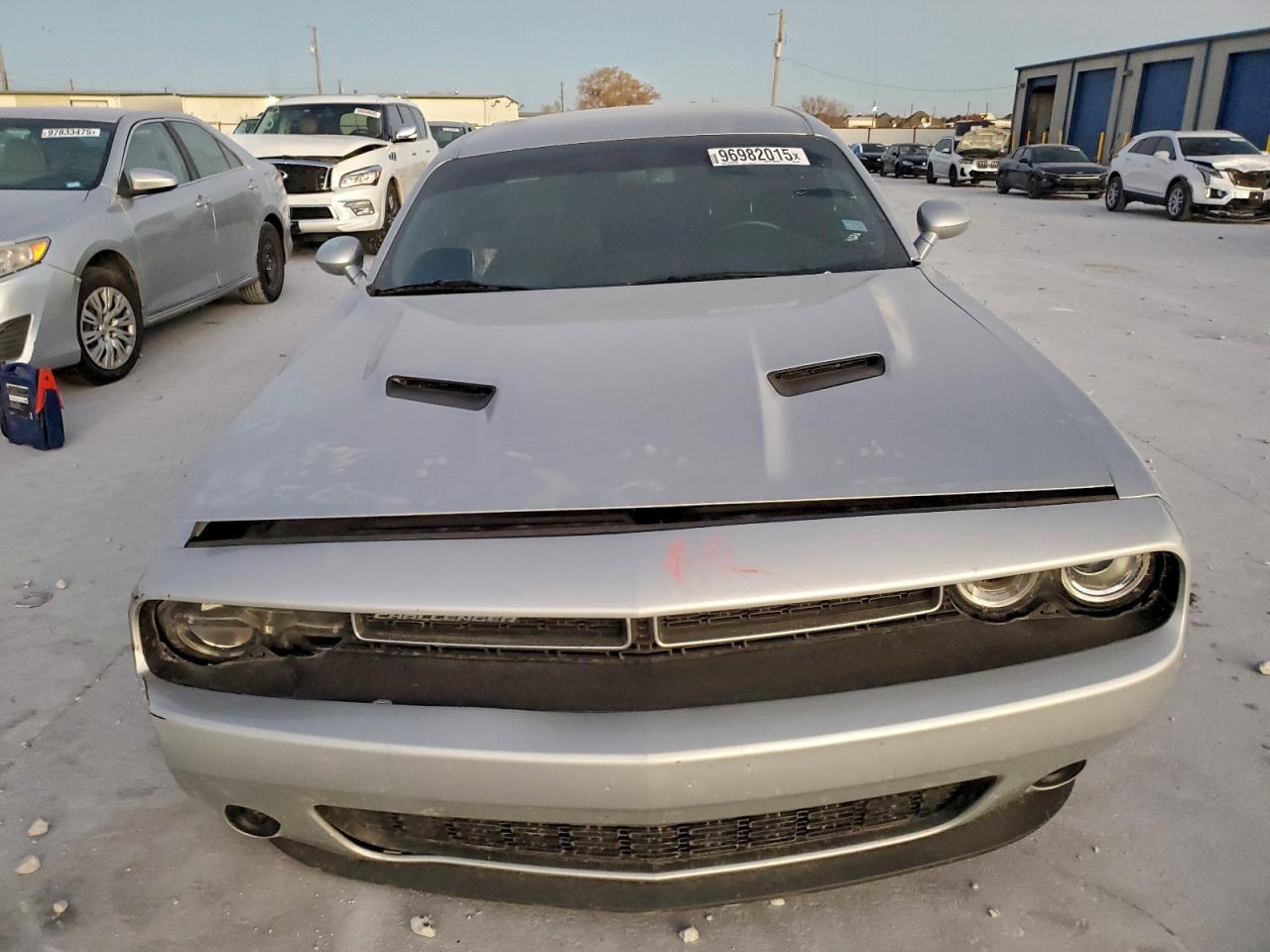 2021 Dodge Challenger Sxt - Фото 5