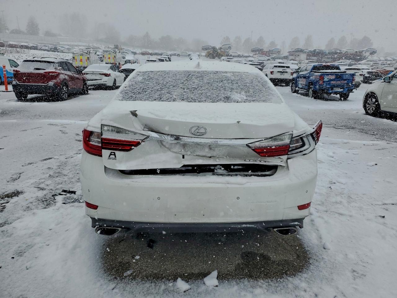 2016 Lexus Es 350 - Фото 6